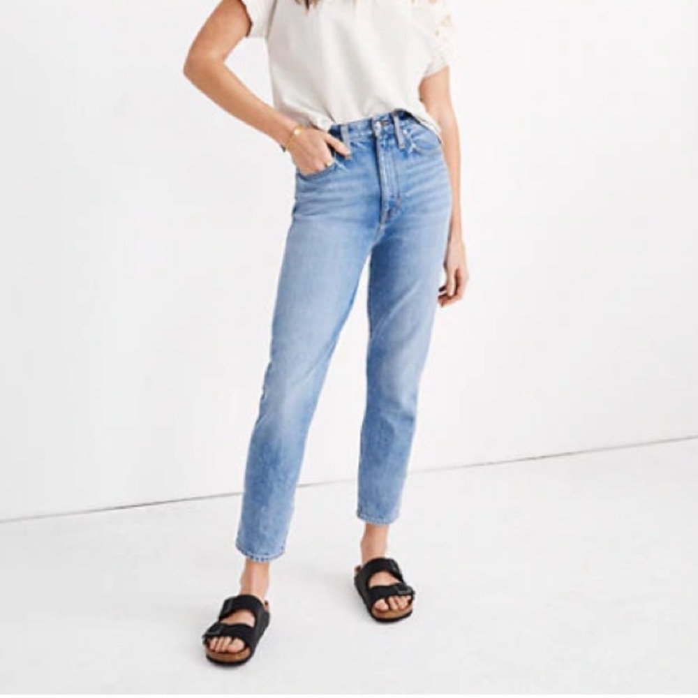 NWOT Madewell Mom Jean (size 27) in melva wash